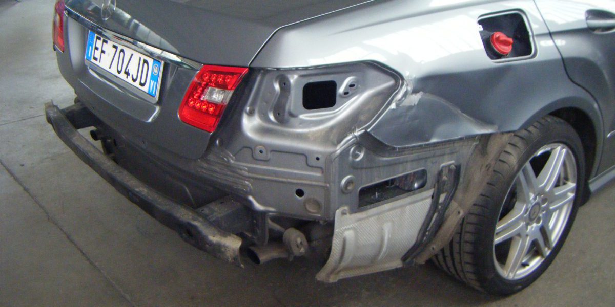 Come riparare danni paraurti Schio